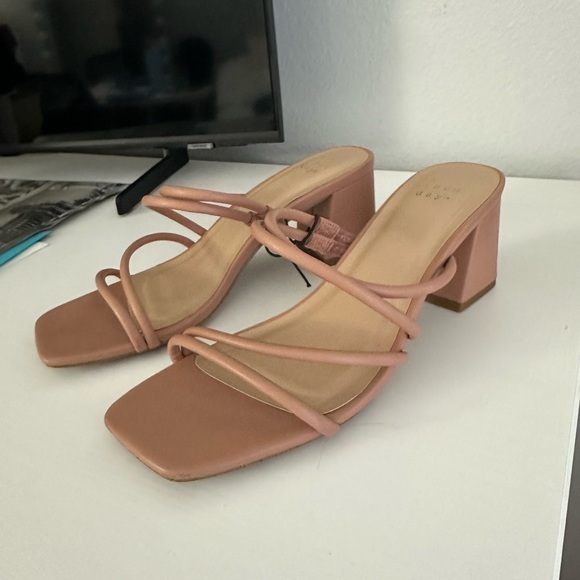 A New Day Women’s Blakely Mule Heels in Nude Size 8 - Picture 9 of 9